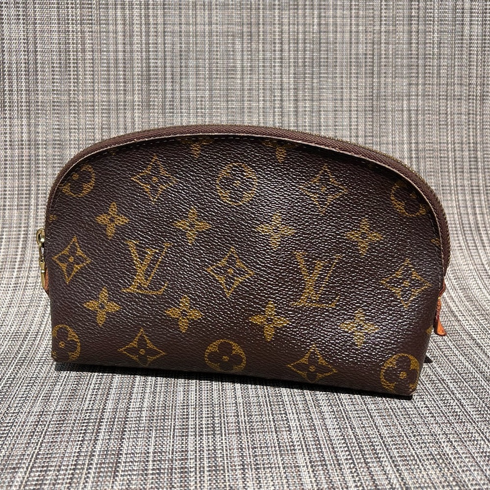 LOUIS VUITTON COSMETIC BAG
